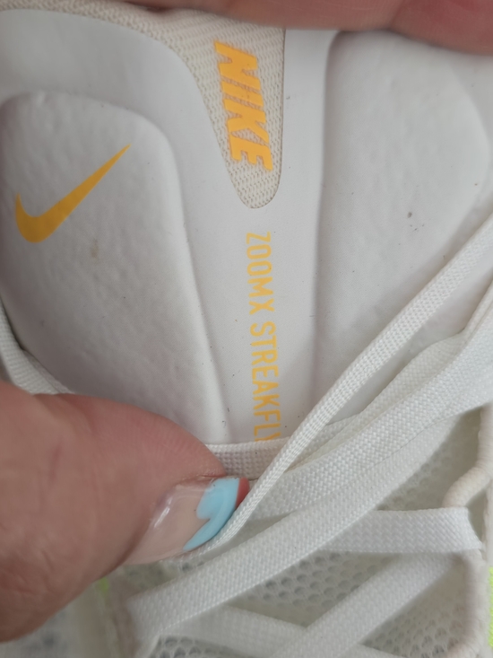 Nike ZoomX Streakfly White Volt Orange RunningShoes FN3435-148 Men’s 7.5/ Wmns 9 main image 3